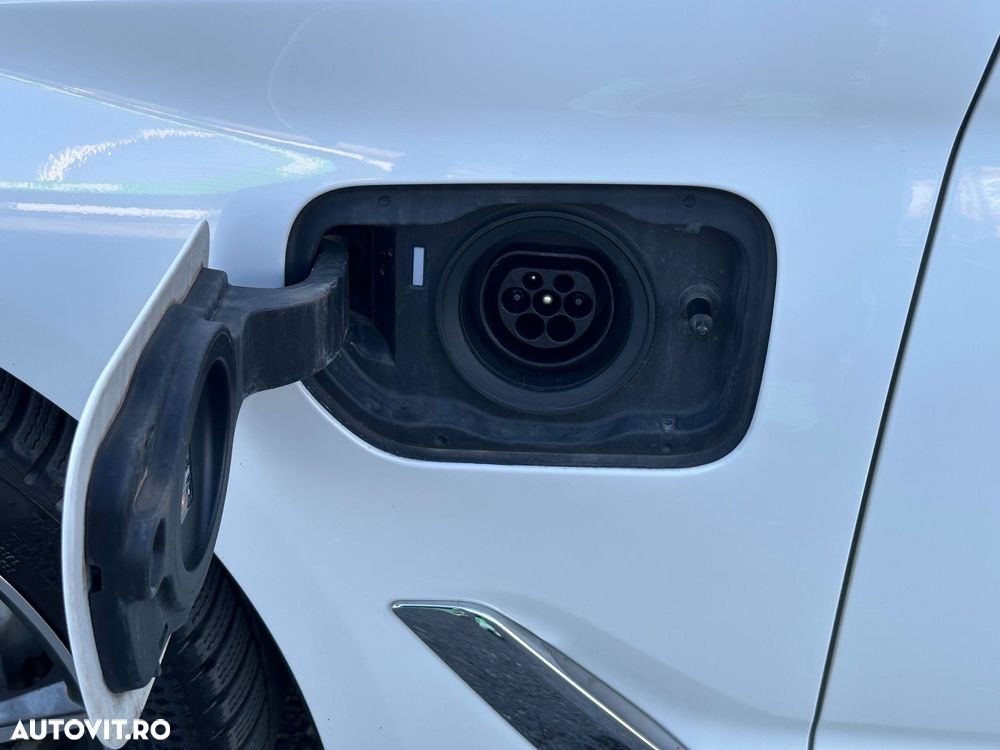 BMW Seria 5 530e AT PHEV - 13