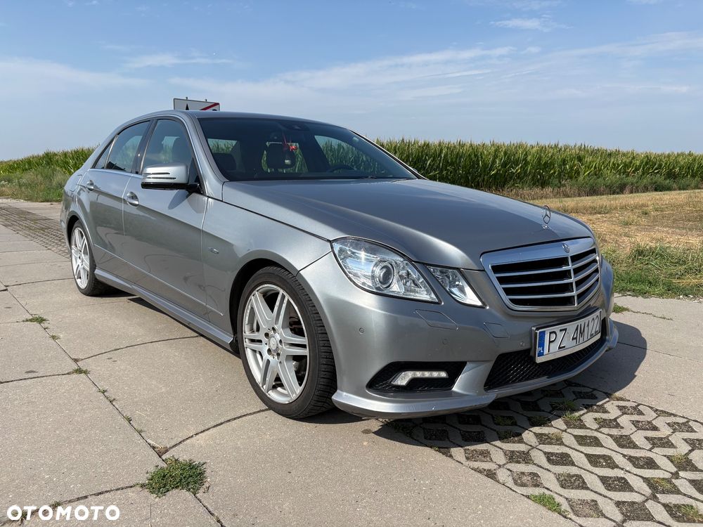 Mercedes-Benz Klasa E 350 CDI DPF BlueEFFICIENCY 7G-TRONIC Avantgarde - 4