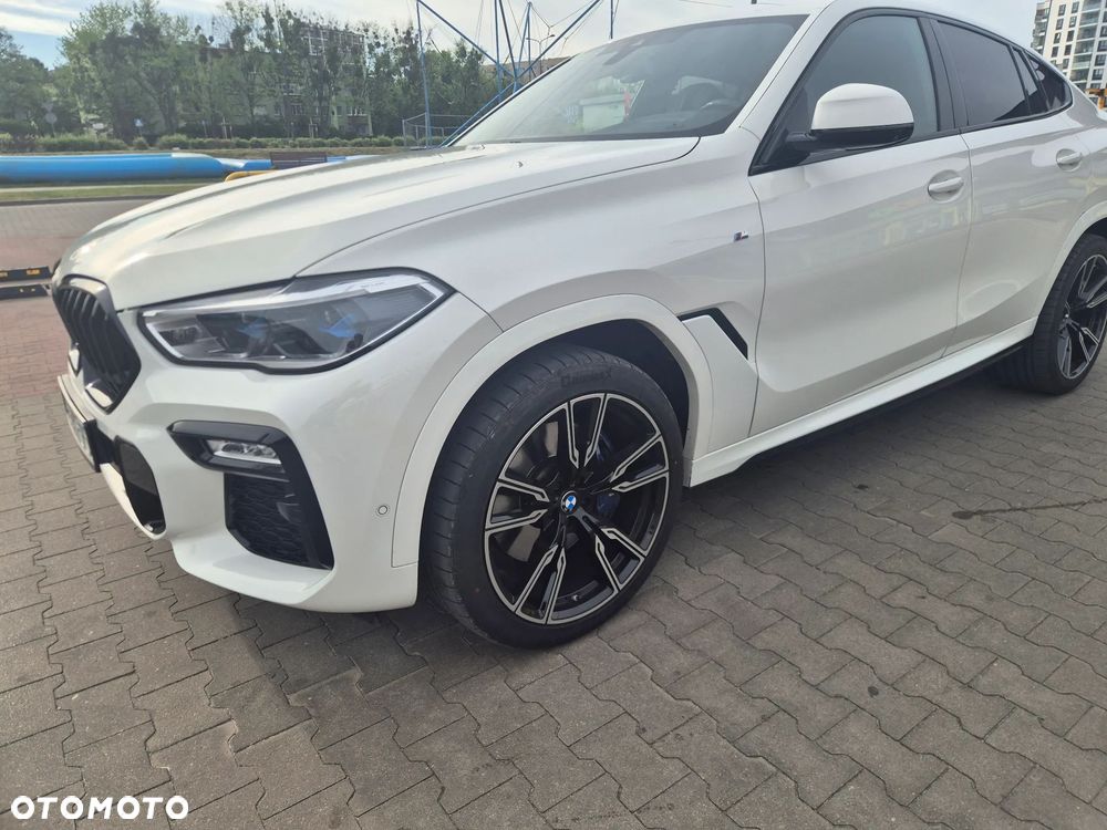 BMW X6 - 8