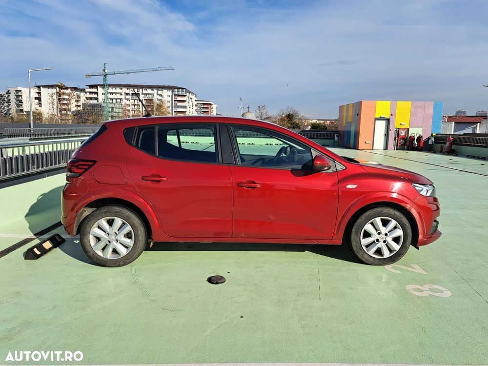 Dacia Sandero SCe 65 Essential - 8