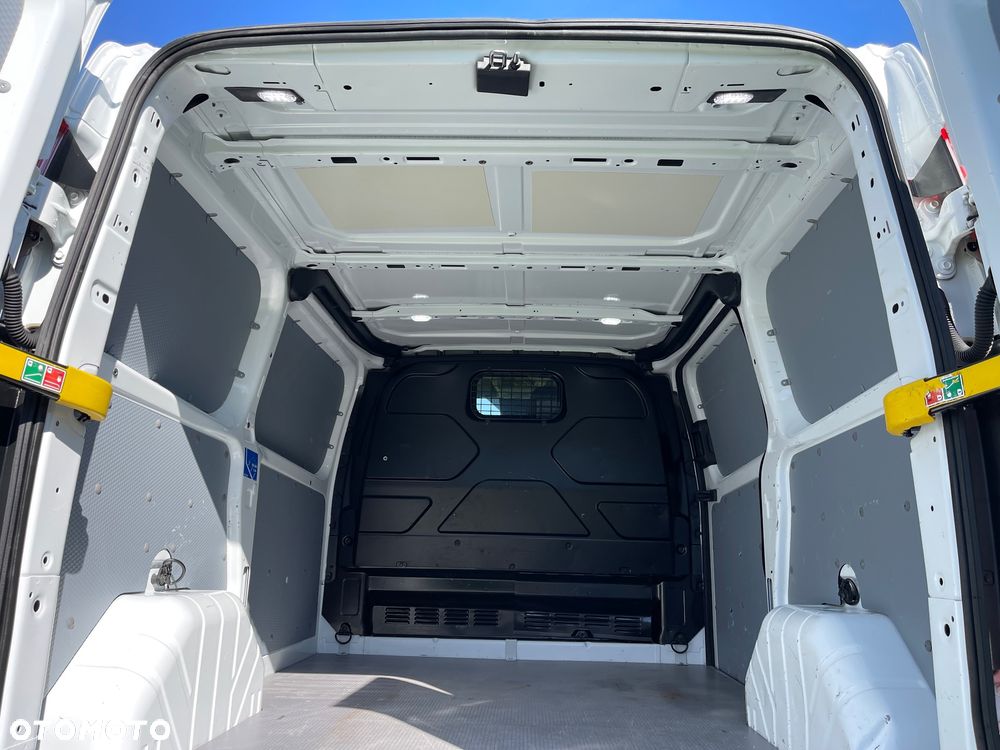 Ford Transit Custom - 23