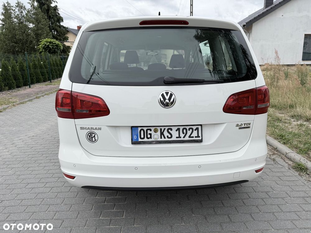 Volkswagen Sharan 2.0 TDI Comfortline DSG - 6