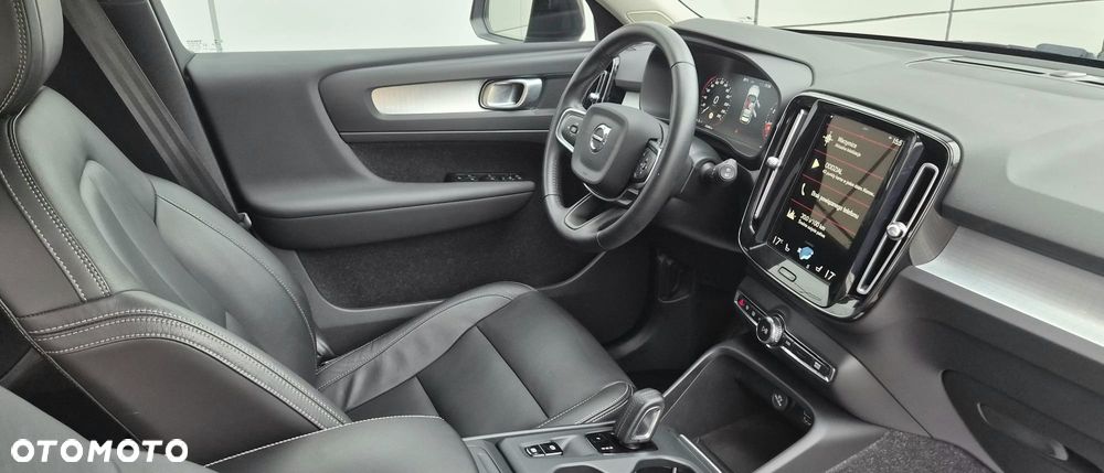Volvo XC 40 - 26