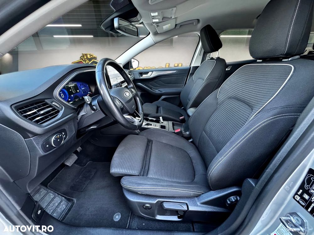 Ford Focus 1.5 EcoBlue 8AT Titanium X - 6