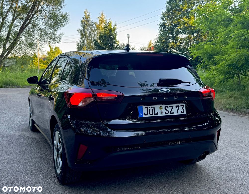 Ford Focus - 8