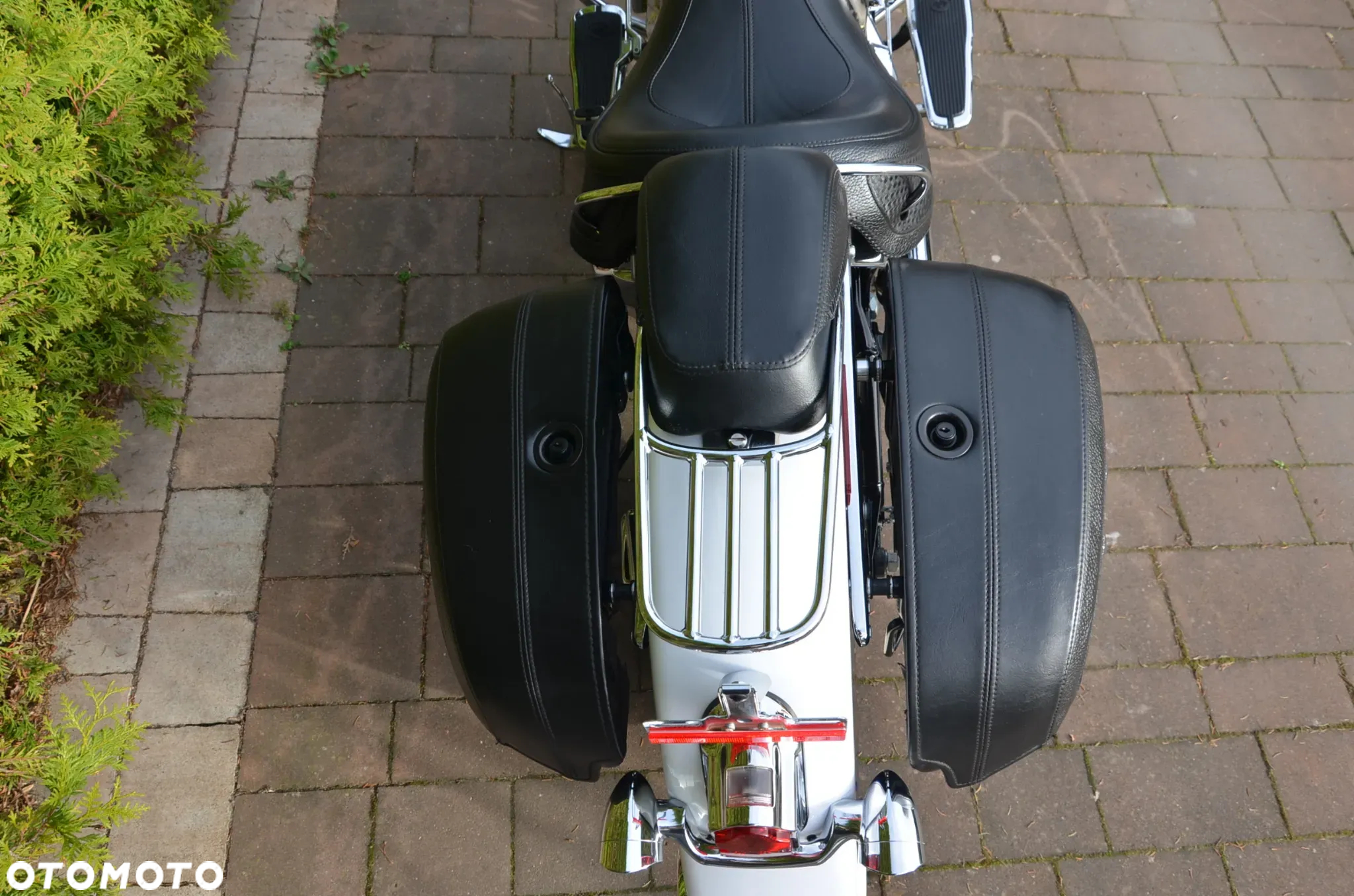 Harley-Davidson Softail Deluxe - 35