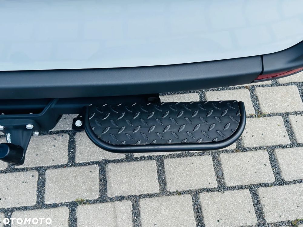 Mercedes-Benz 317 CDI Furgon długi PRO Brygadowy 7 osób - 33