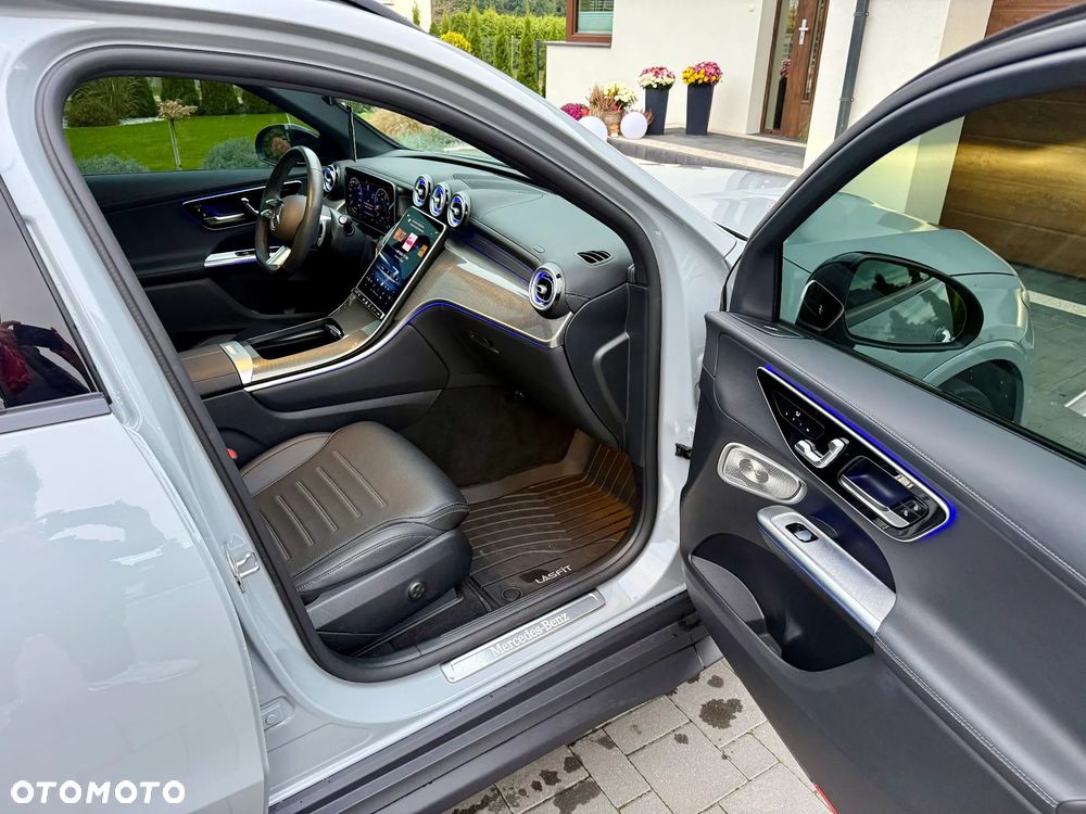 Mercedes-Benz GLC - 19