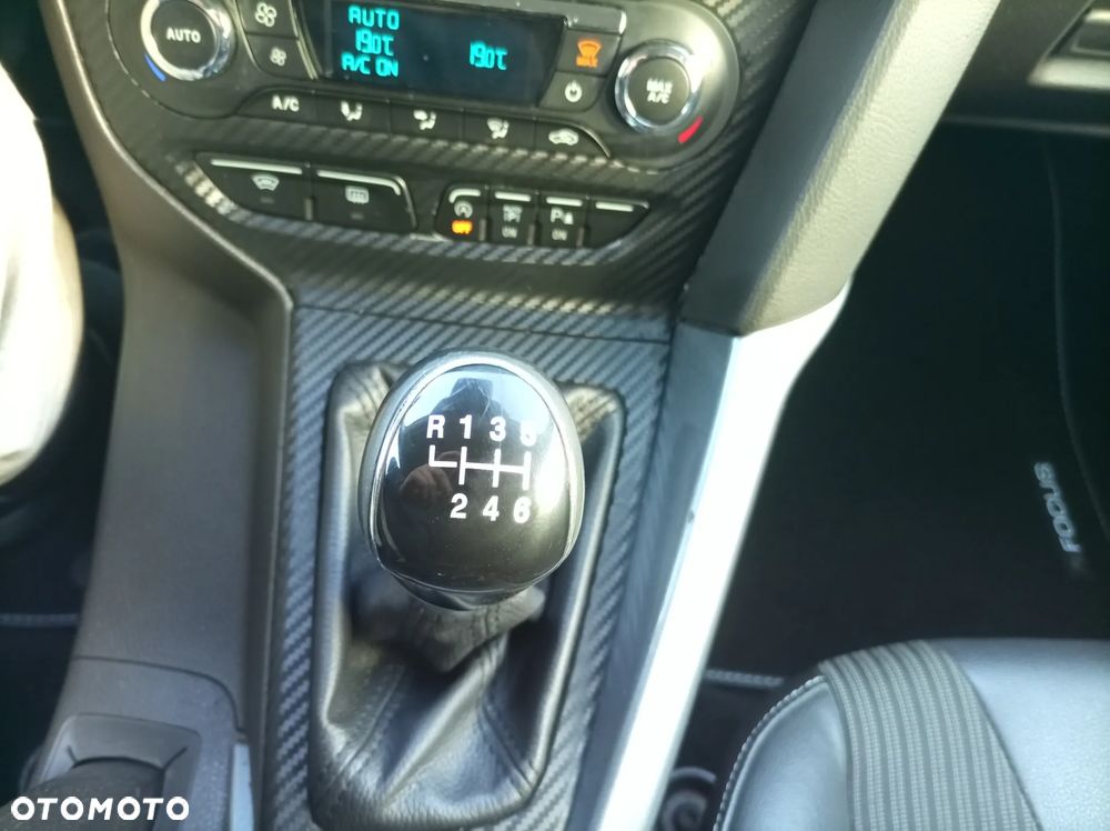 Ford Focus 1.6 TDCi DPF Start-Stopp-System Titanium - 24