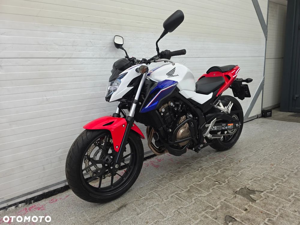 Honda CB - 1