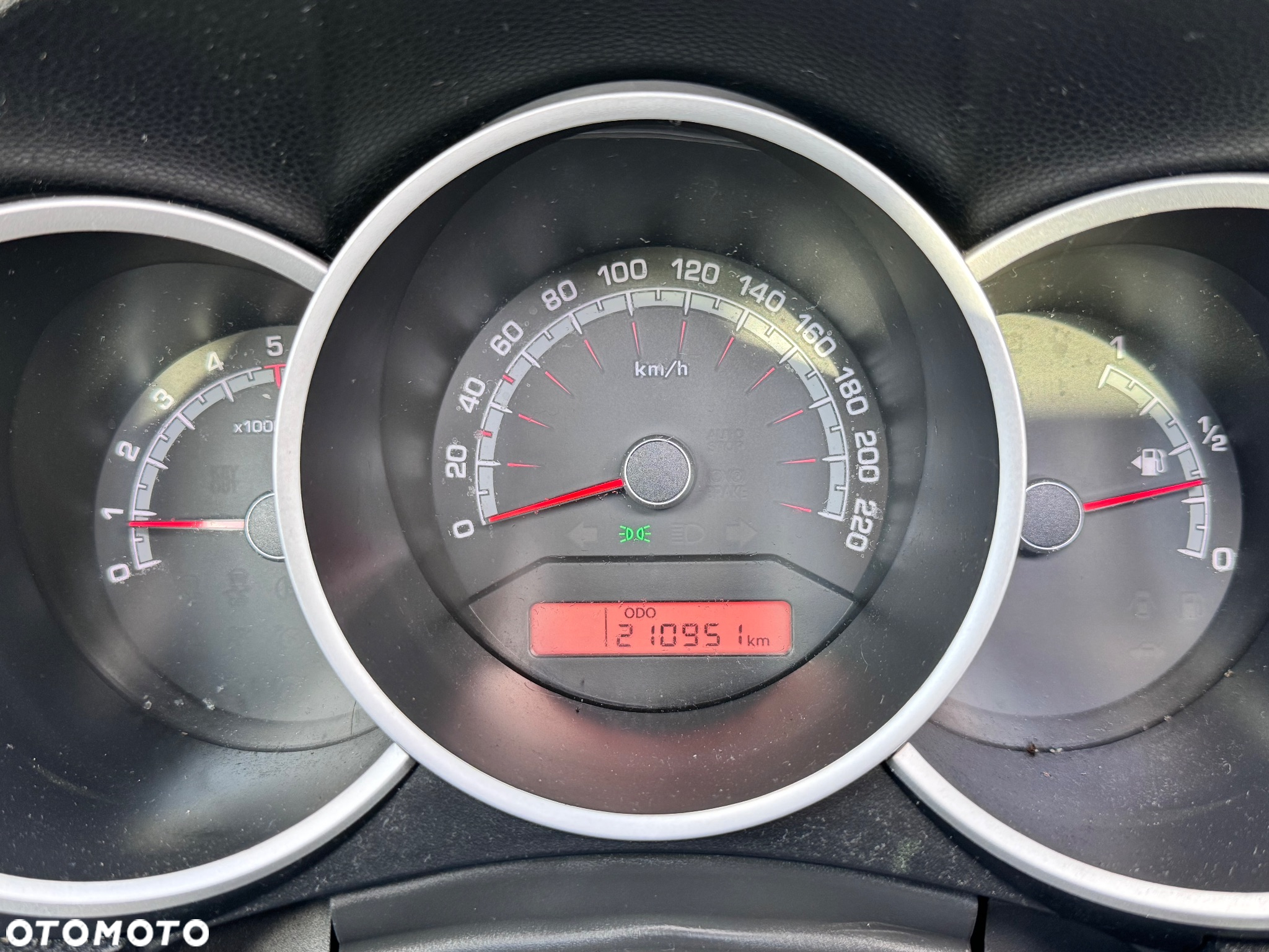 Kia Venga - 21