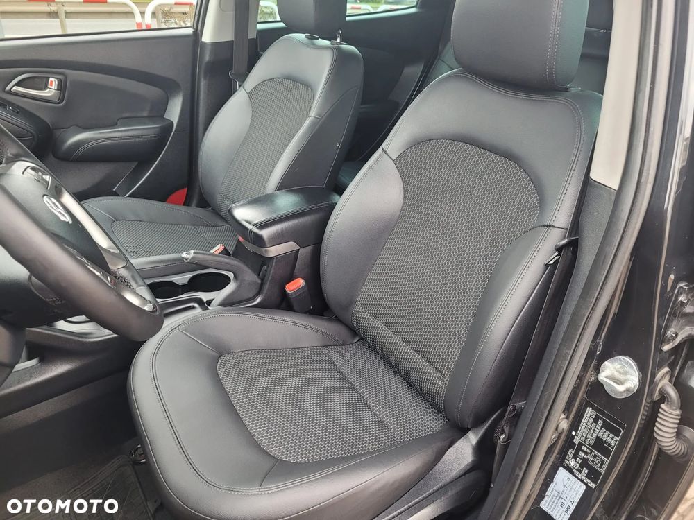 Hyundai ix35 2.0 CRDi Premium 2WD - 18