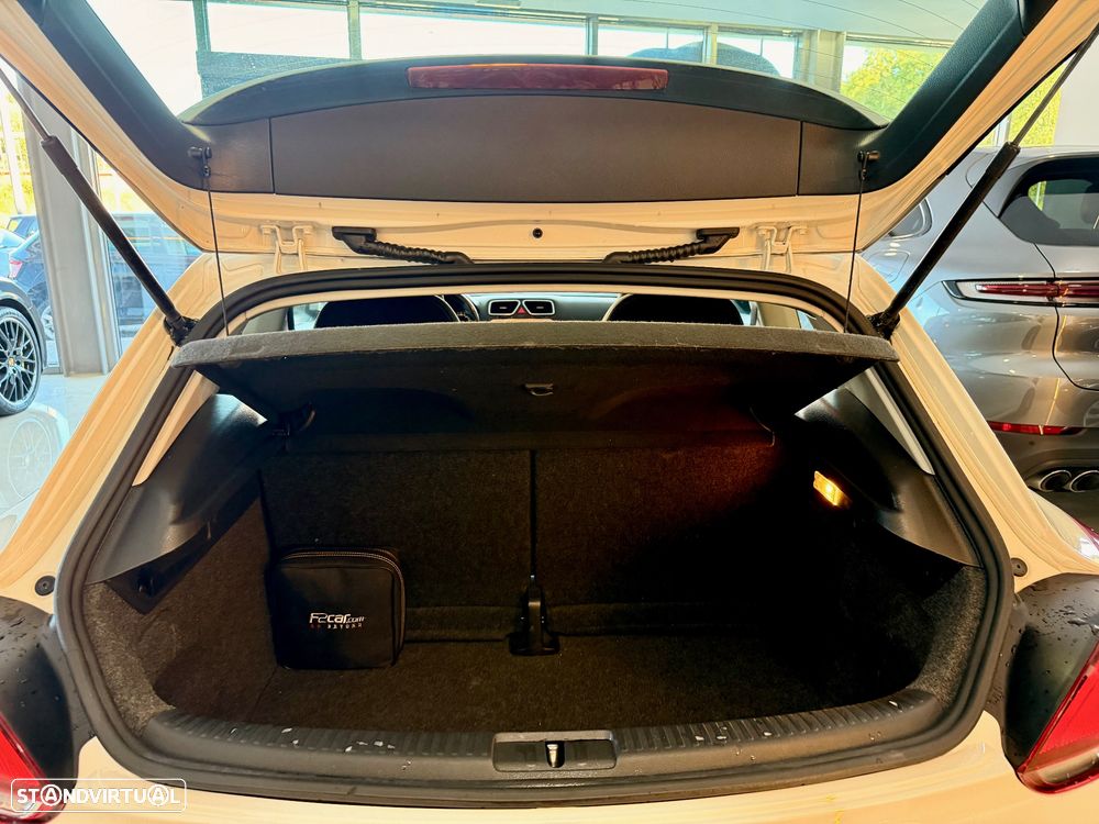 VW Scirocco 2.0 TDI R-Line - 21