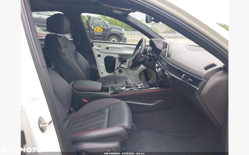 Audi A4 Limousine - 10