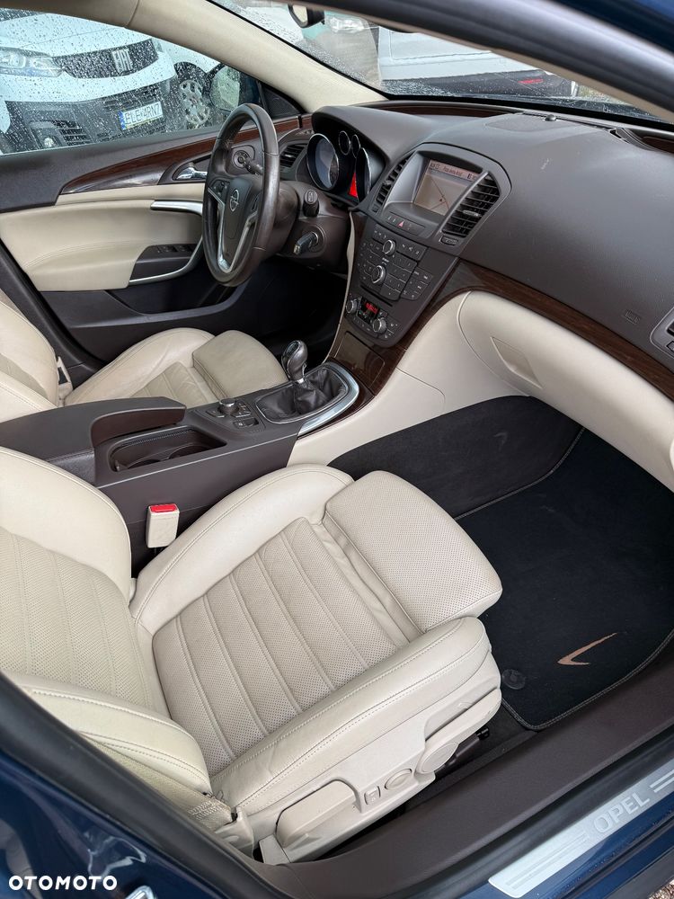 Opel Insignia 2.8 V6 Turbo 4x4 Innovation - 10