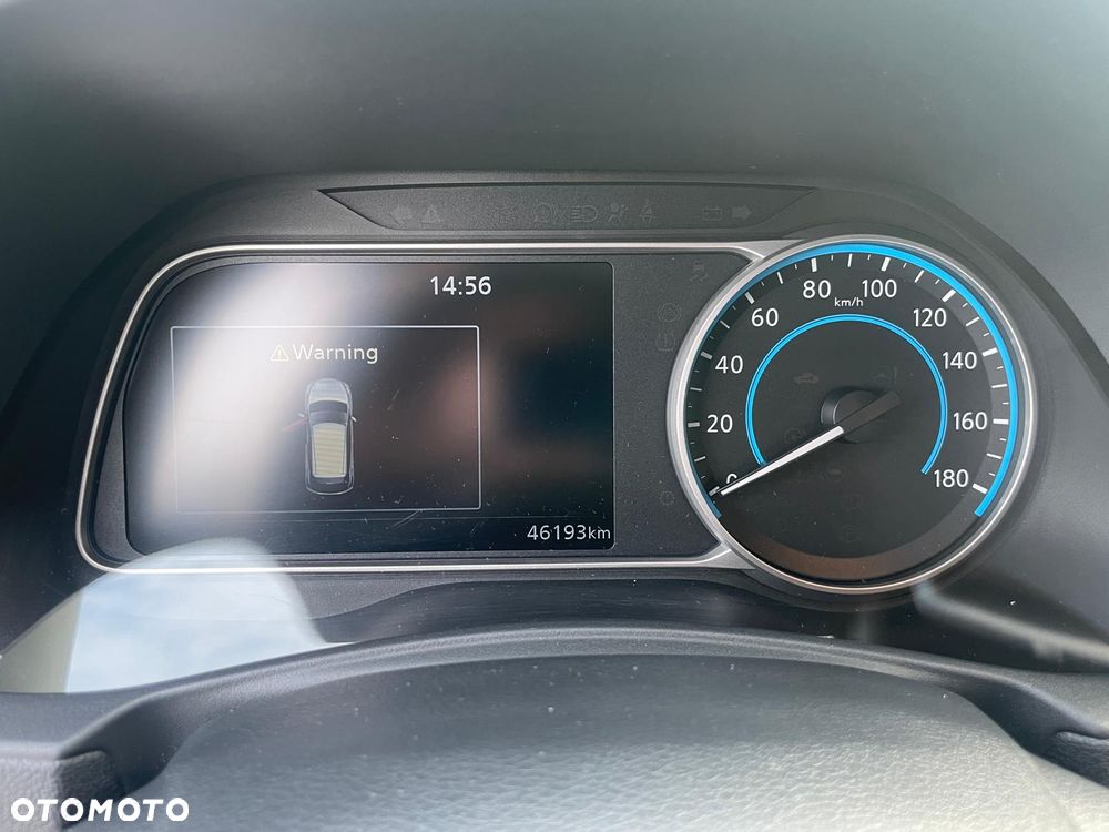 Nissan Leaf 40kWh N-Connecta - 19