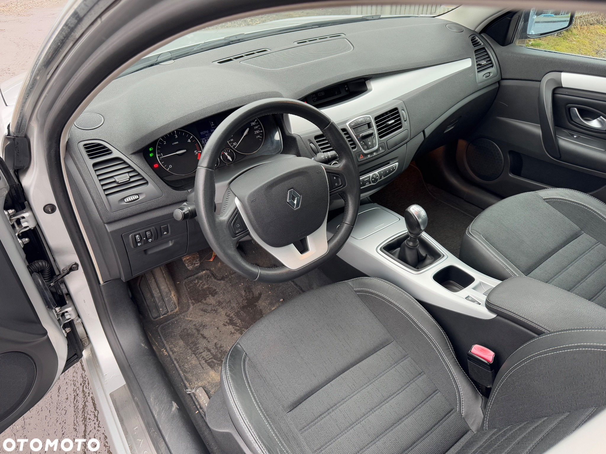 Renault Laguna - 13