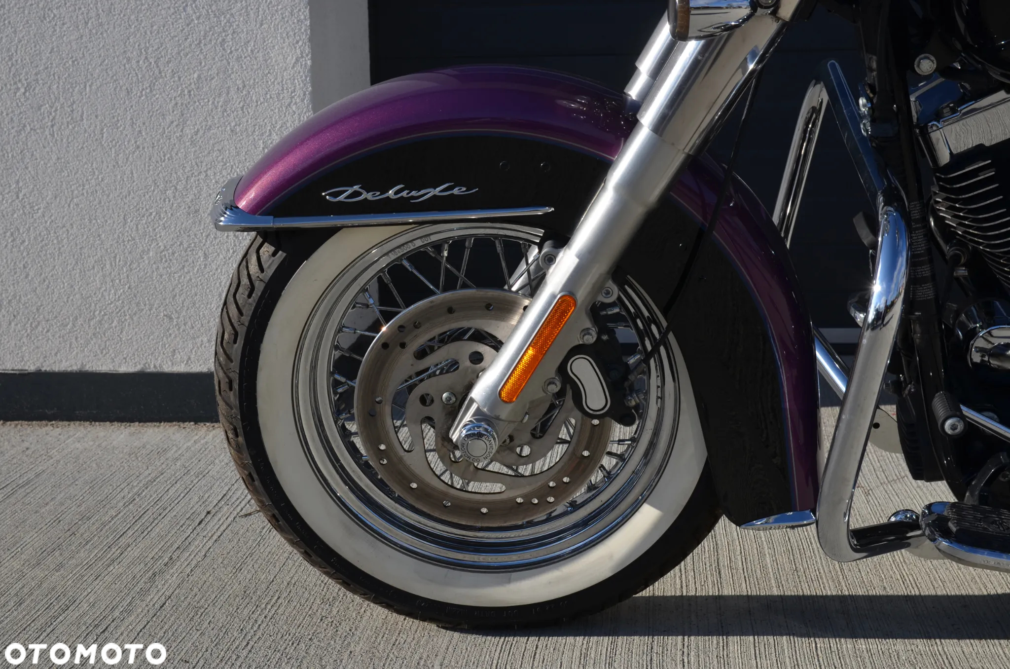 Harley-Davidson Softail Deluxe - 7
