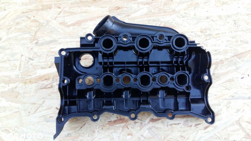 Land Rover 3.0 D Pokrywa Zaworow 9X2Q9424-FE - 2