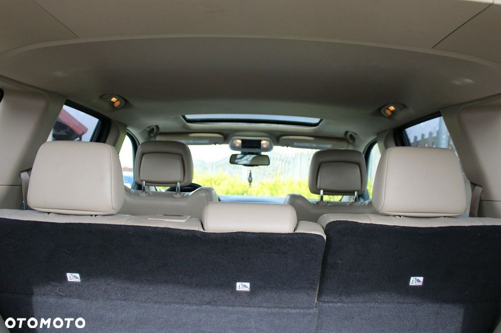 Jeep Grand Cherokee - 37