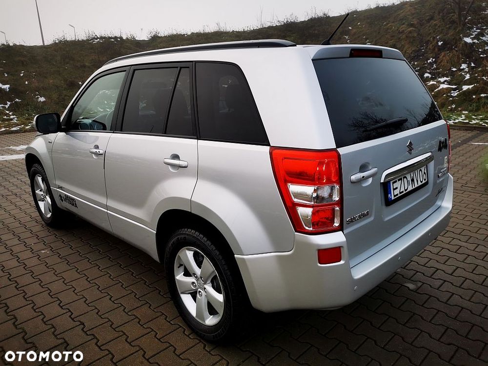 Suzuki Grand Vitara 1.9 DDiS De luxe - 14