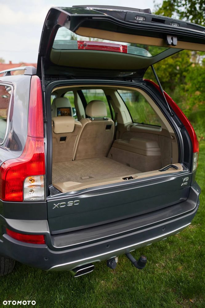 Volvo XC 90 - 26