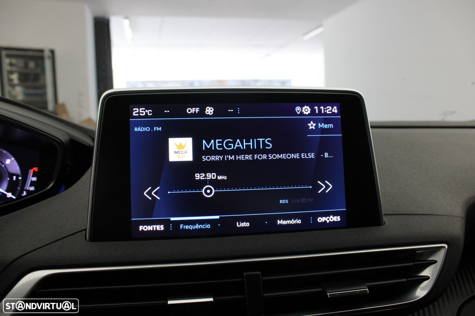 Peugeot 3008 1.5 BlueHDi Active - 15