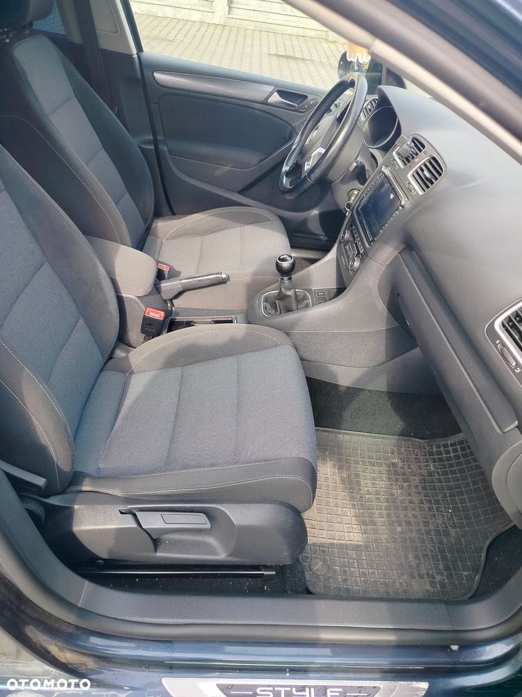 Volkswagen Golf 1.6 TDI Trendline - 6