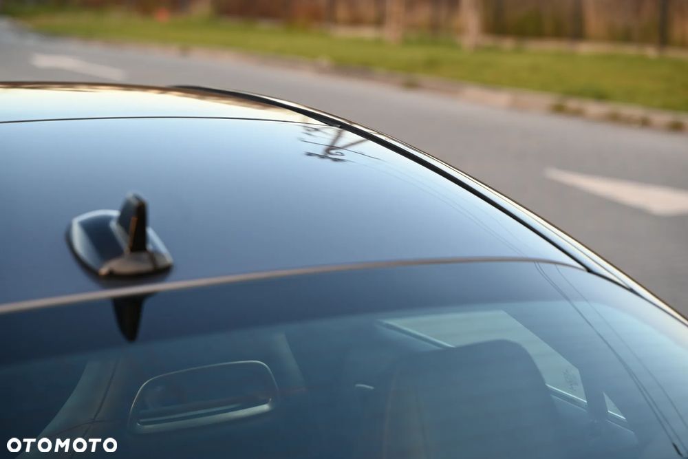 Mercedes-Benz CLA 200 7G-DCT AMG Line - 23