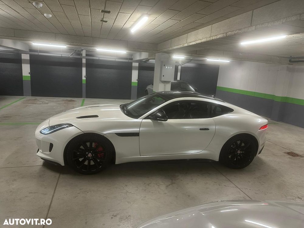 Jaguar F-Type - 4