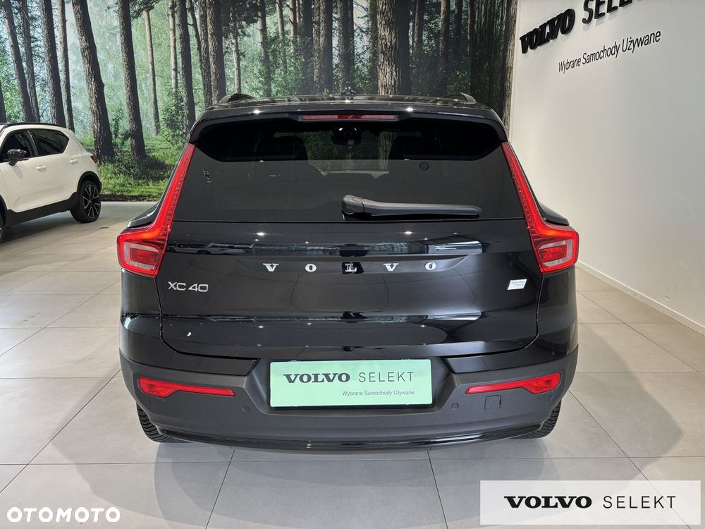 Volvo XC 40 - 6