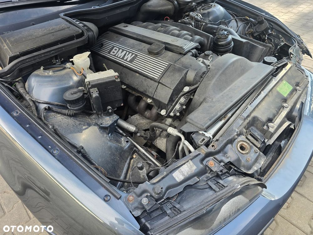 BMW Seria 5 520i - 21