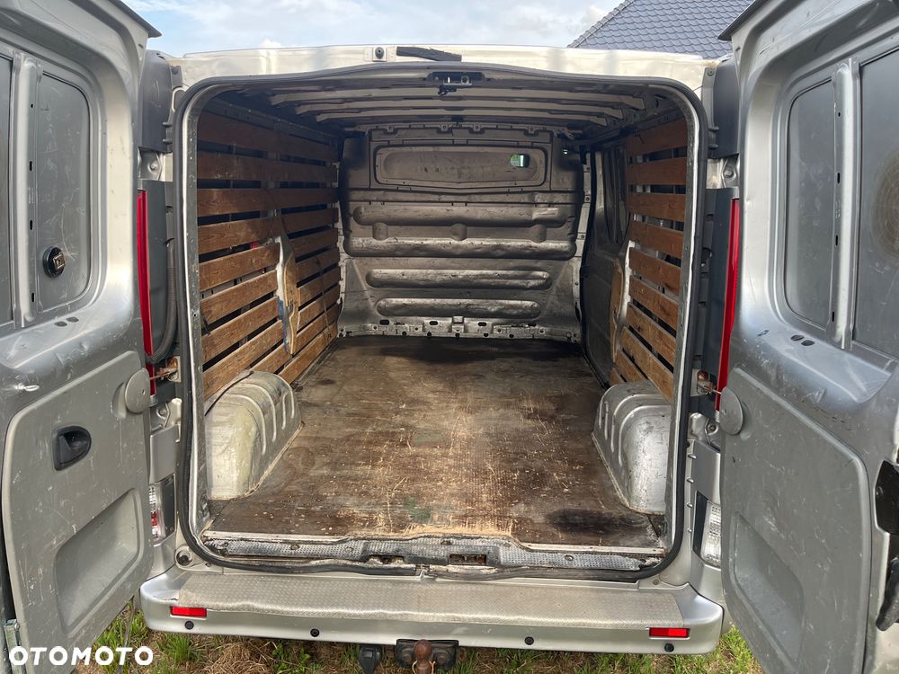 Opel VIVARO - 27