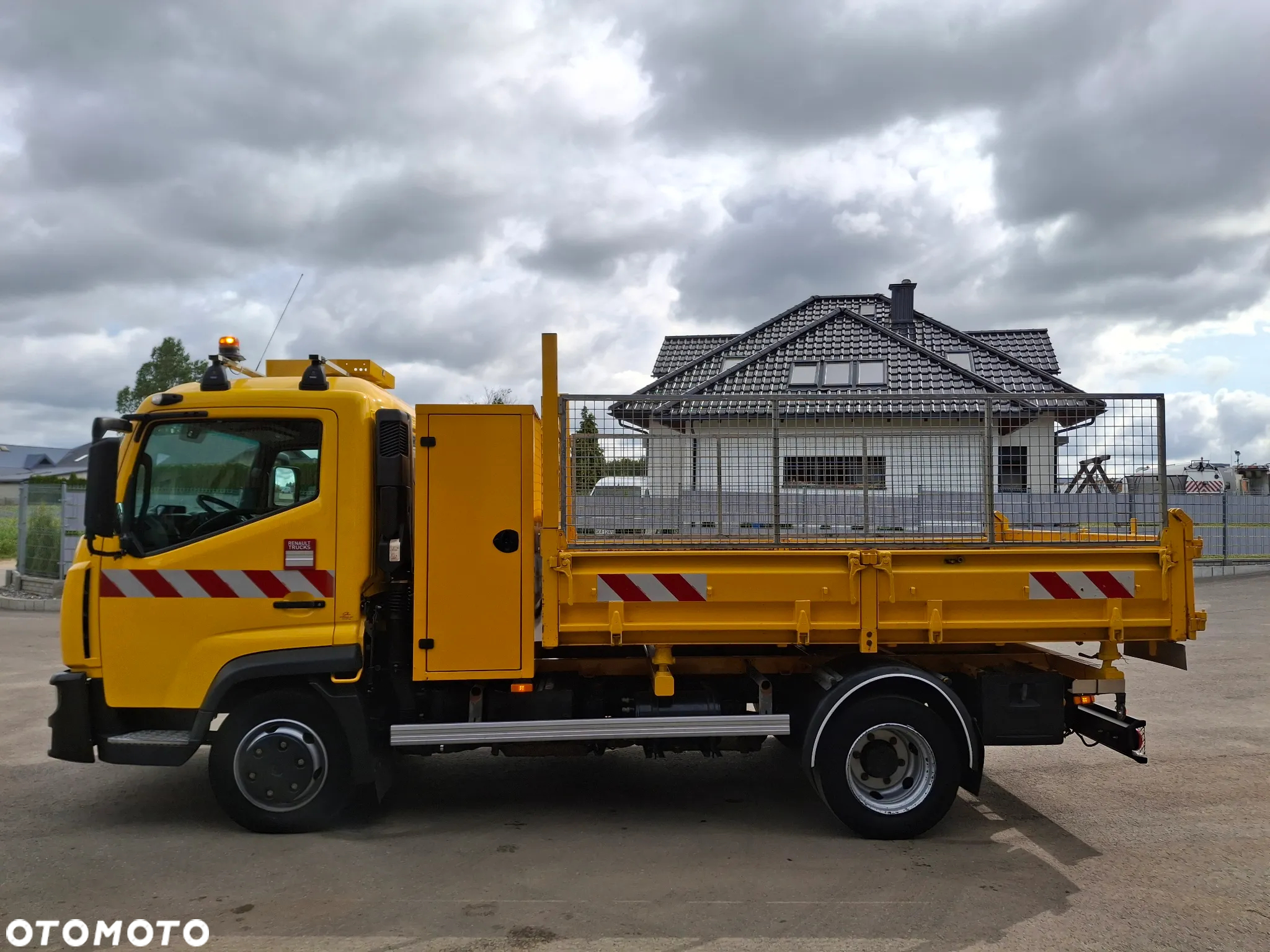 Renault D7.5 Wywrotka Kipper 3 Strony Hak Euro 6 2015r 3 Miejsca Skrzynia Dzielone Burty Bliźniak 7500 KG - 10