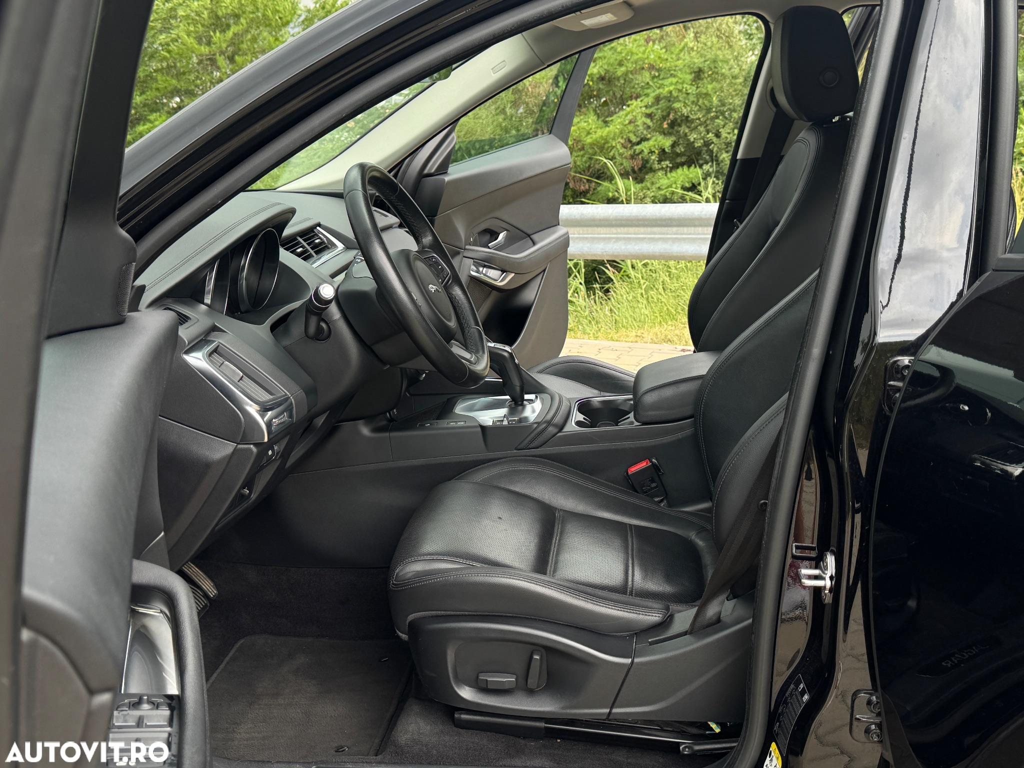 Jaguar E-Pace D150 AWD Aut. - 10