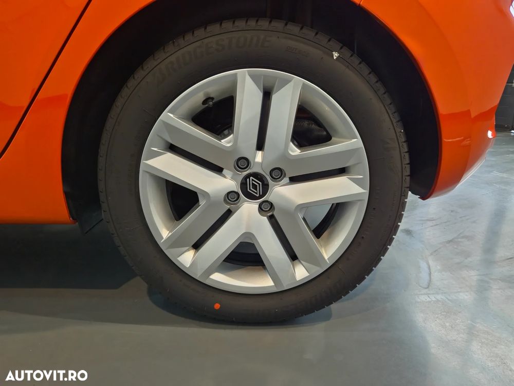 Renault Clio V TCe 90 Evolution - 8