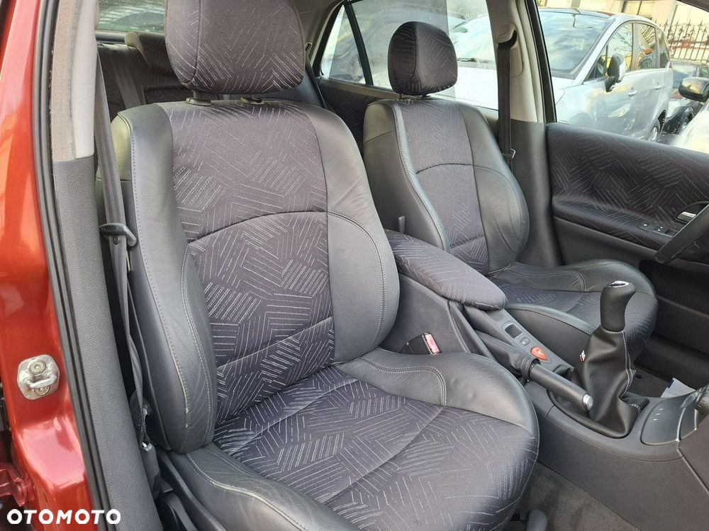 Renault Laguna 1.8 Privilege - 25