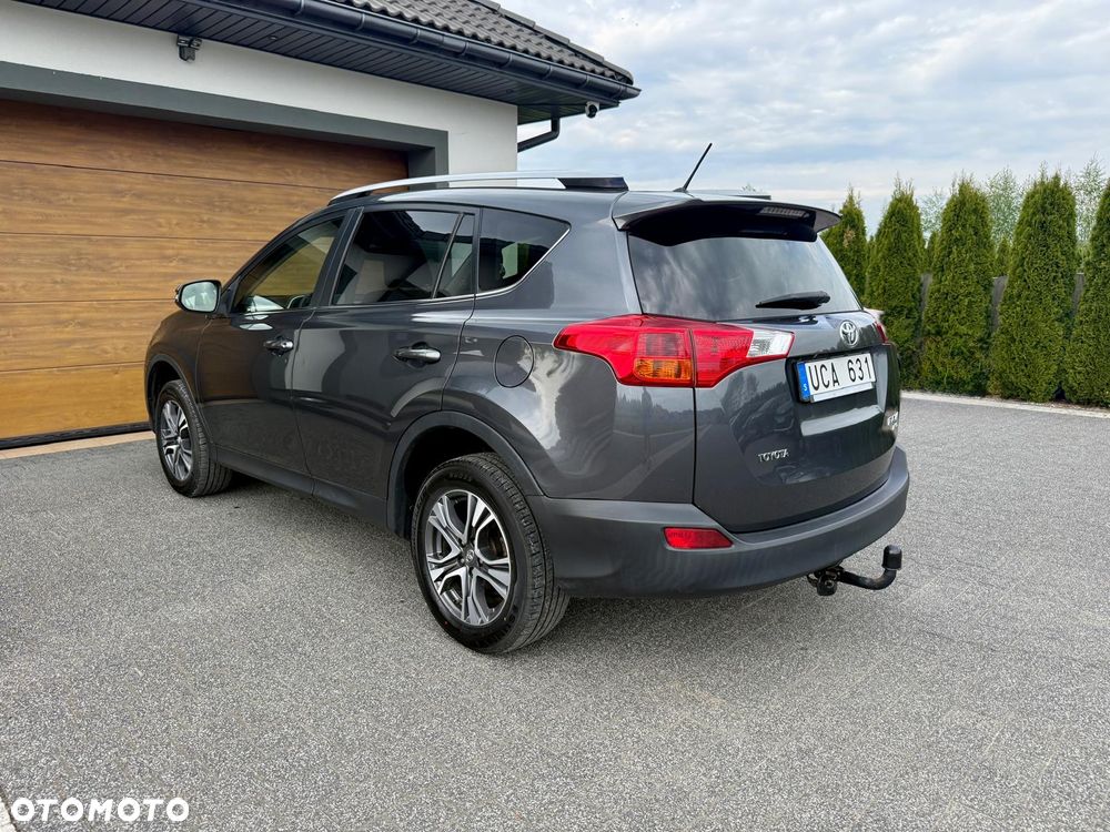 Toyota RAV4 - 6