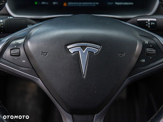 Tesla Model S Long Range Plus - 26