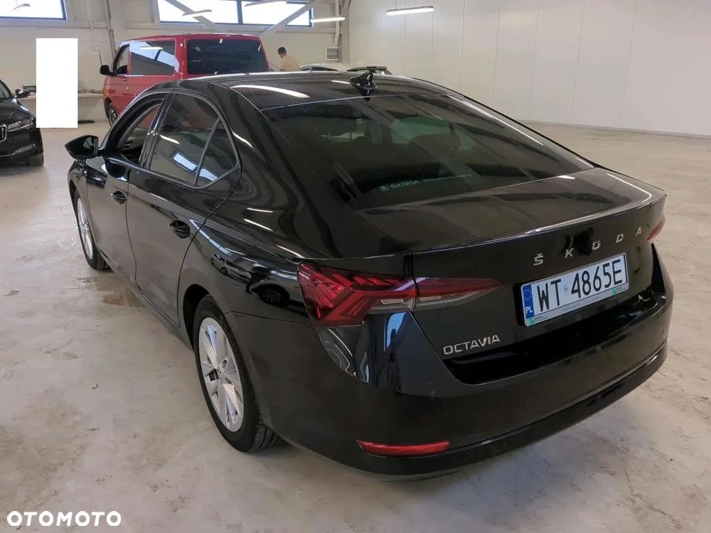 Skoda Octavia 1.5 TSI ACT Ambition - 3