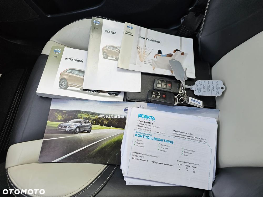 Volvo XC 60 D4 Momentum - 38