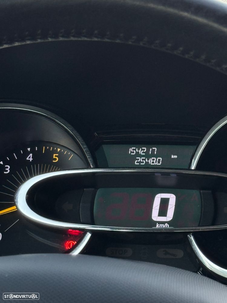Renault Clio 1.5 dCi 75 Expression - 11