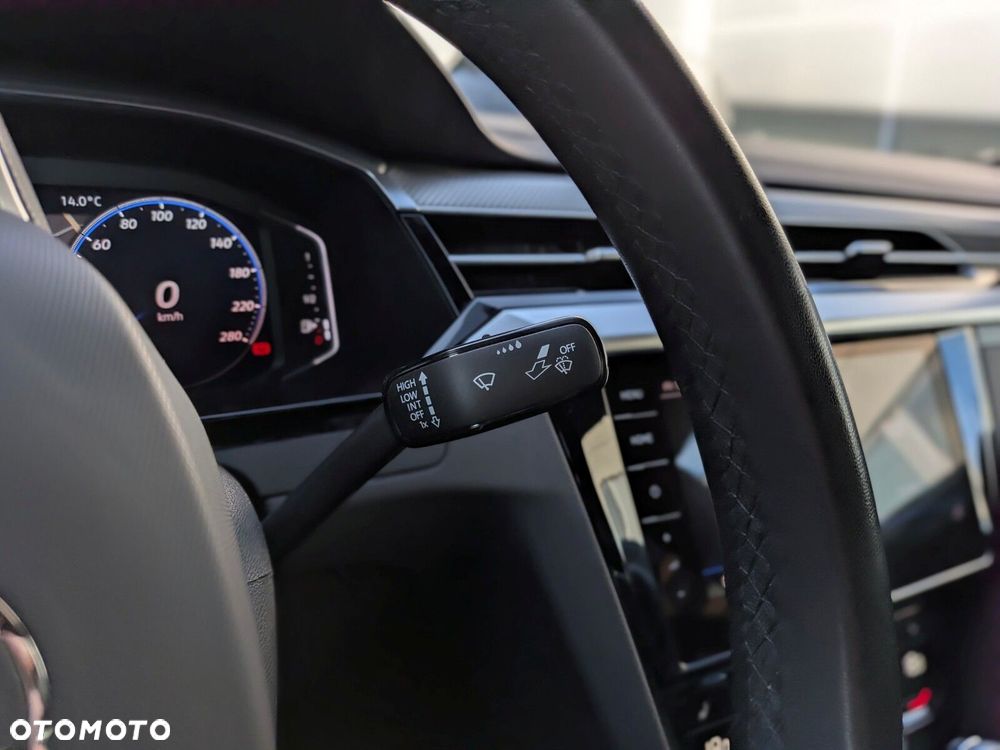 Volkswagen Arteon 2.0 TDI R-Line DSG - 23