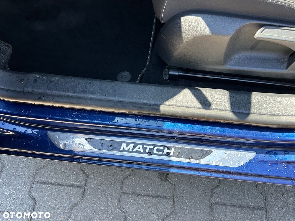 Volkswagen Golf - 20