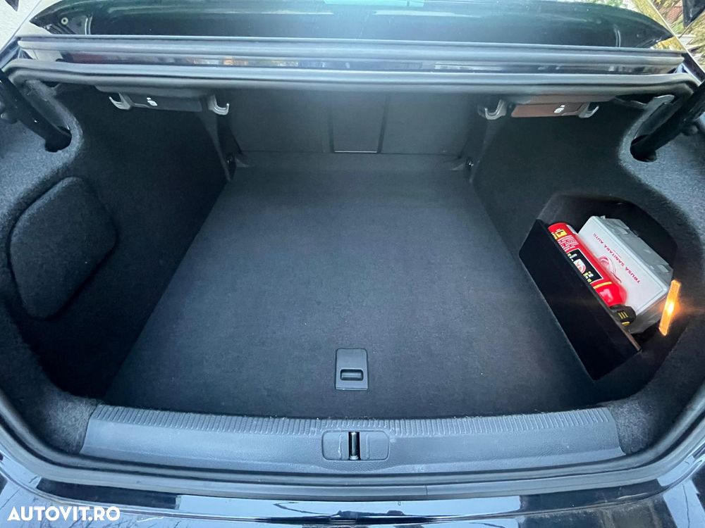 Volkswagen Passat CC 2.0 Blue TDI DSG - 19