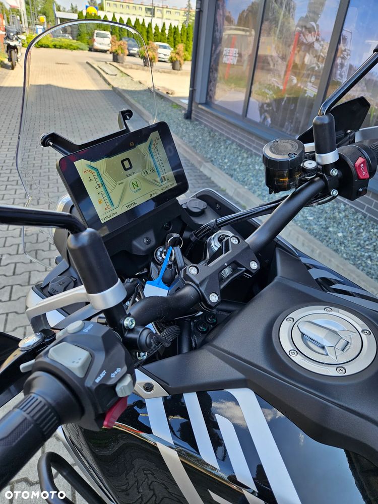 QJMOTOR SRT 600SX - 8