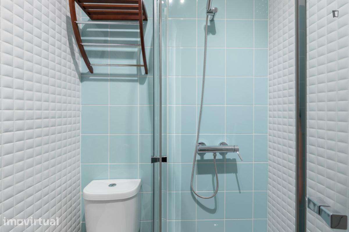 Quarto - localizado em Cedofeita Porto - Grande imagem: 3/19