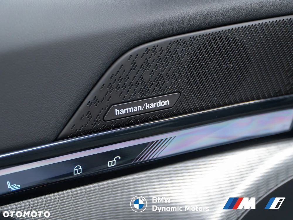 BMW Seria 5 530e xDrive PHEV M Sport - 26