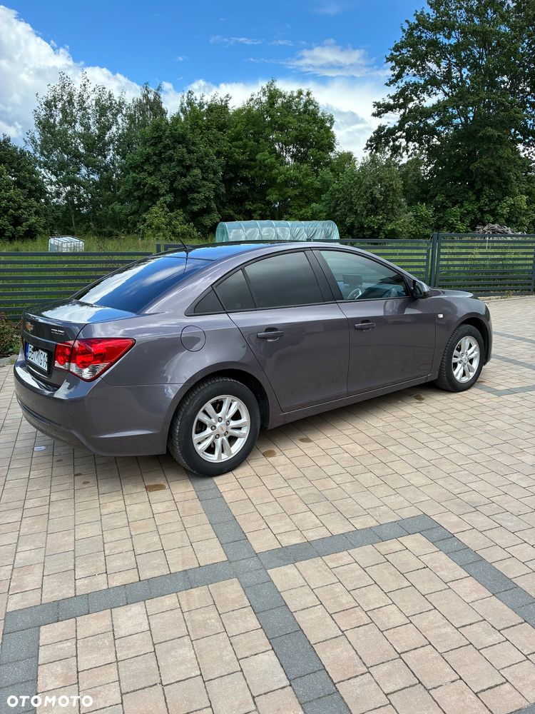 Chevrolet Cruze - 5