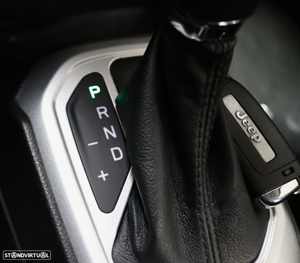 Jeep Renegade 1.6 MJD Longitude DCT - 28